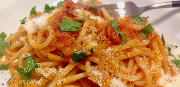 トマトソースは、あなた好みのお味噌汁！？イタリア料理の基本を美味しく作る意外なコツ