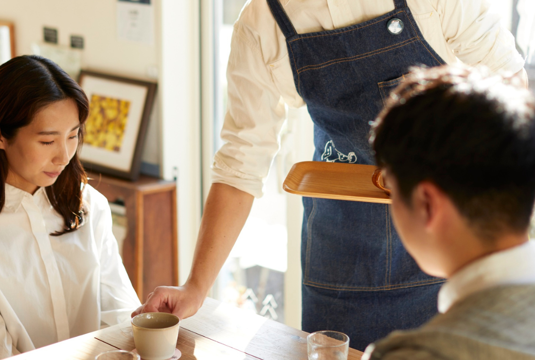 初対面で好印象を残す！婚活の会話コツ3選