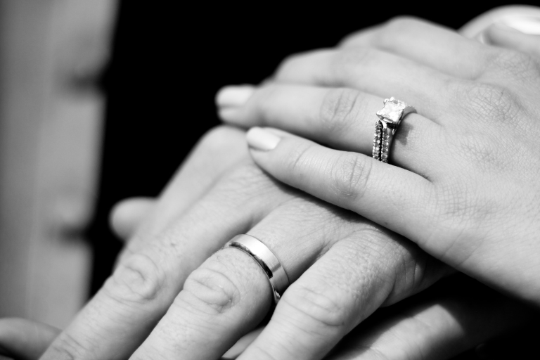 年齢が結婚に与える影響ってあるの？メリットと悩み