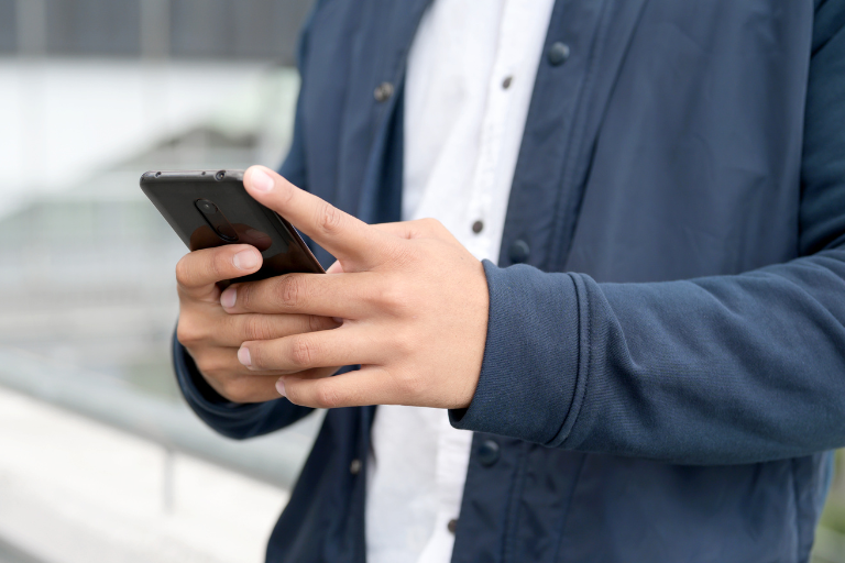 「LINE未読スルー」＝ブロックじゃない！？まず冷静に状況を確認しよう
