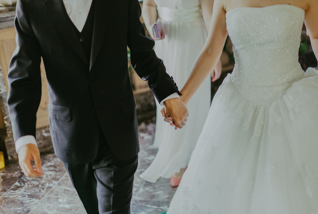 「バツイチ男性×初婚女性」の結婚は年間4万件以上