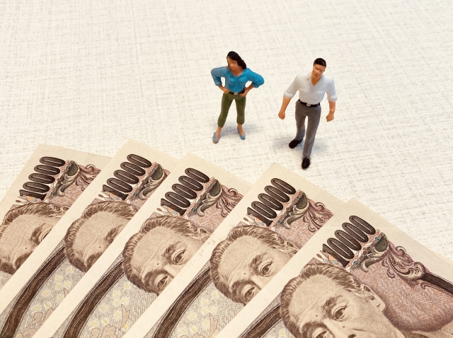 「奢り奢られ論争」から見る男女の心理