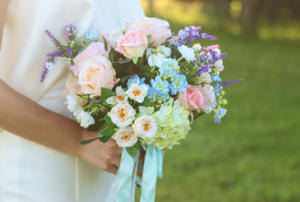 付き合って半年で結婚は早すぎる？メリット・デメリットと相手の見極め方