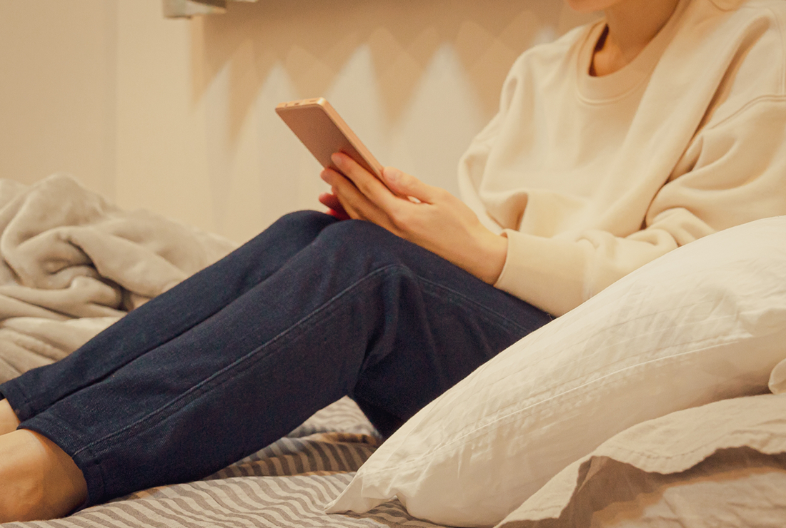 遠距離恋愛中の浮気率はどれくらい？浮気をする理由と対処法【見極めチェックリストも】