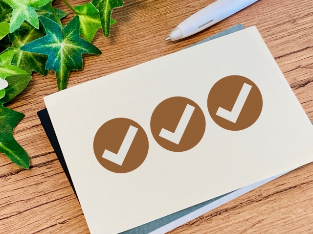 親に話す？内緒にする？迷ったときに考えたい3つのポイント