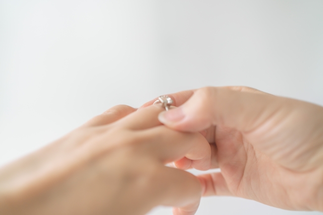 その不安は「マリッジブルー」？それとも「危険信号」？