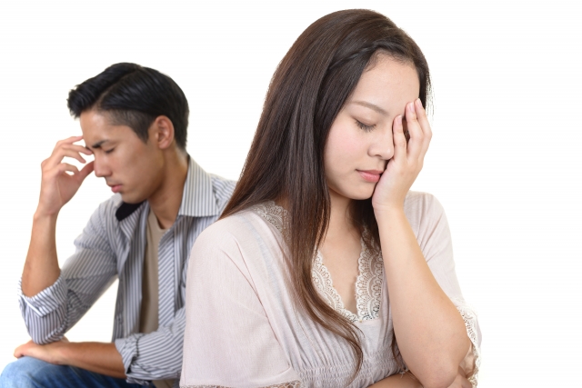 仕事が忙しい彼氏に冷めてしまう3つの理由