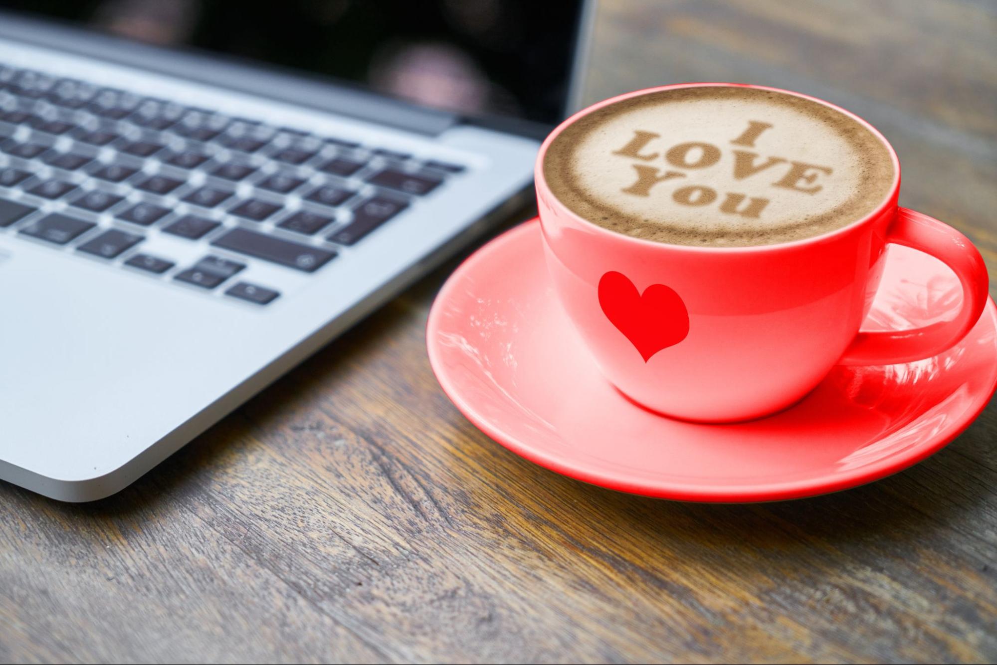 職場の上司に恋愛感情が芽生えた…！よくあるきっかけ