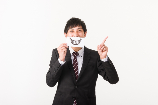 マウントを取りたがる男性の特徴