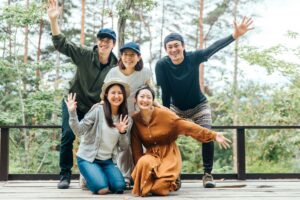 「ノリがいい人」と「ただ騒がしい人」の境界線は？一目置かれる大人のノリの作り方