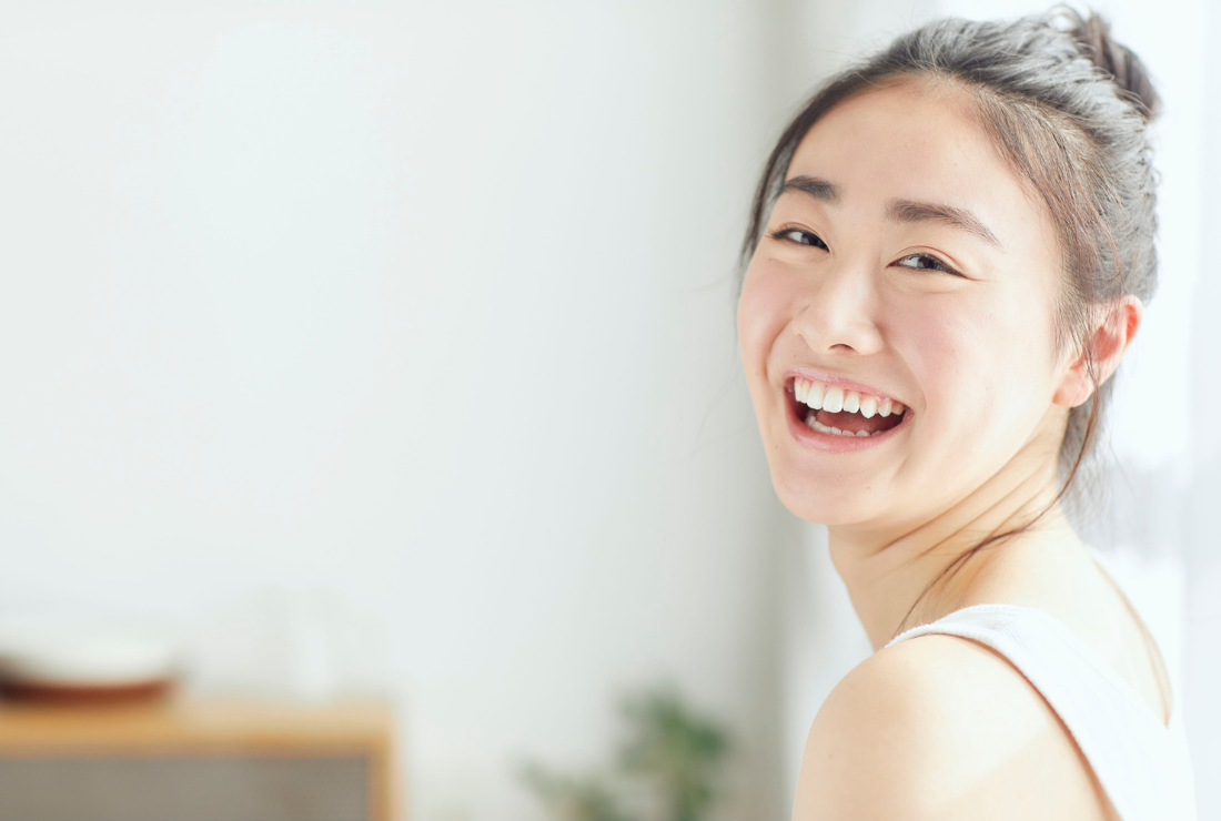 愛嬌がある人とは？今から身につける方法や特徴、モテる理由を解説