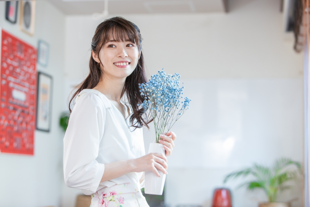 癒し系女子の顔・ファッションは？【外見の特徴】