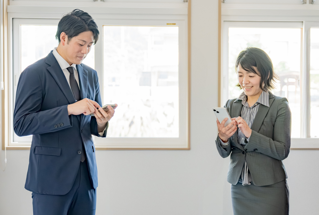 職場で女性が見せる脈ありサイン【連絡編】
