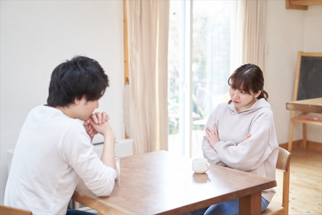 借金がある彼氏と別れるべき基準