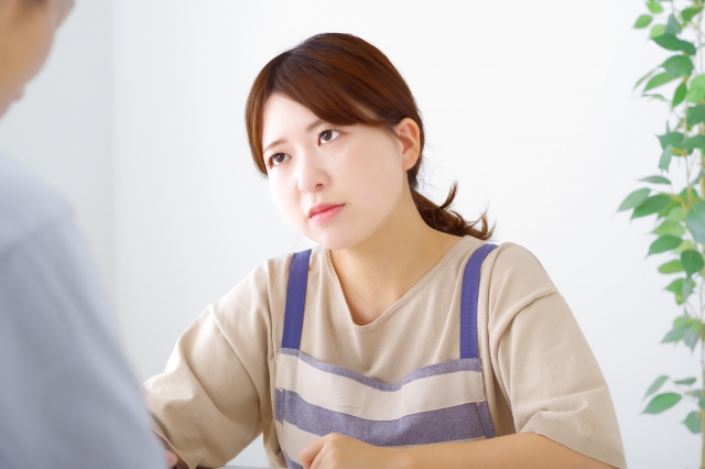 恋愛で「重い」と言われる人の特徴10選