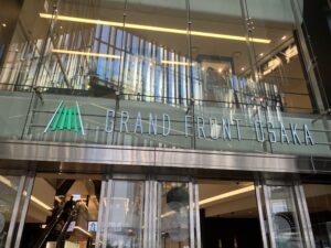 グランフロント大阪タワーA（南館）全景の写真