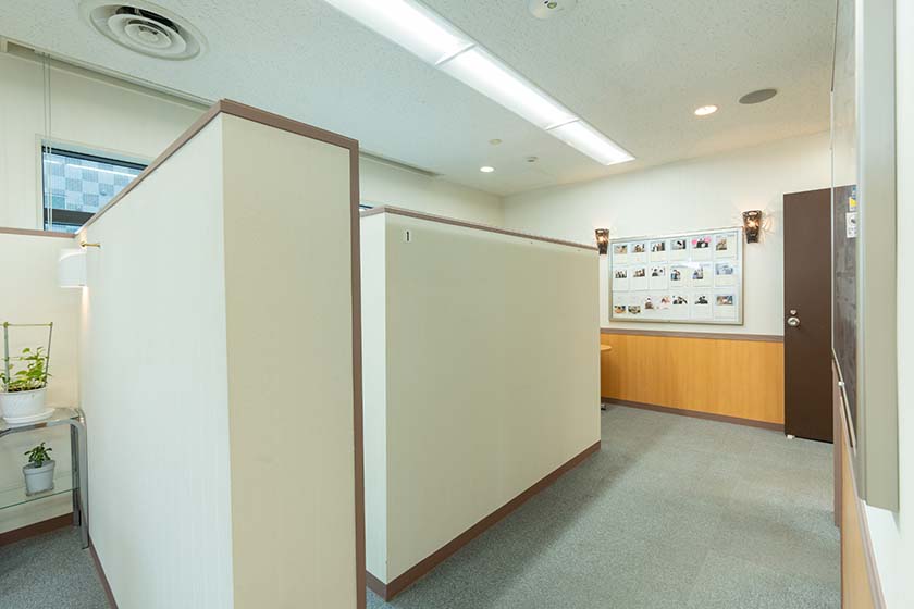 ツヴァイ山形店の内観