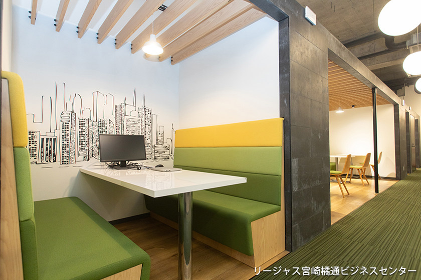 ツヴァイ宮崎店のコンサルティングブース1