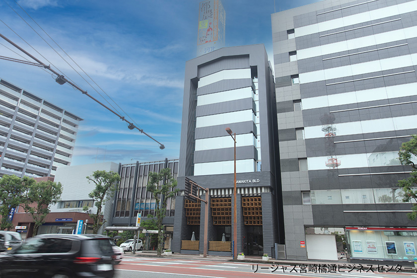ツヴァイ宮崎店の外観2