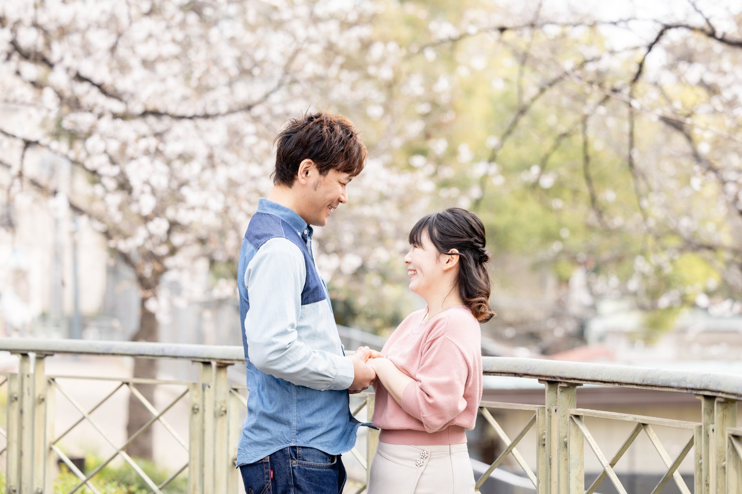 「一目惚れ」と「人として好き」から始まったふたりが、同じ未来を選ぶまで